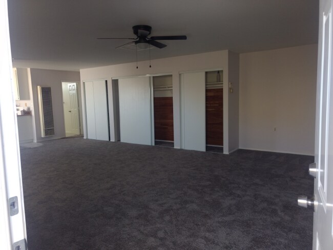 Photo - 10440 Baker Rd