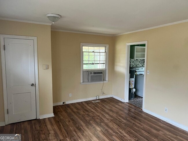 Photo - 3123 Brownell Ave