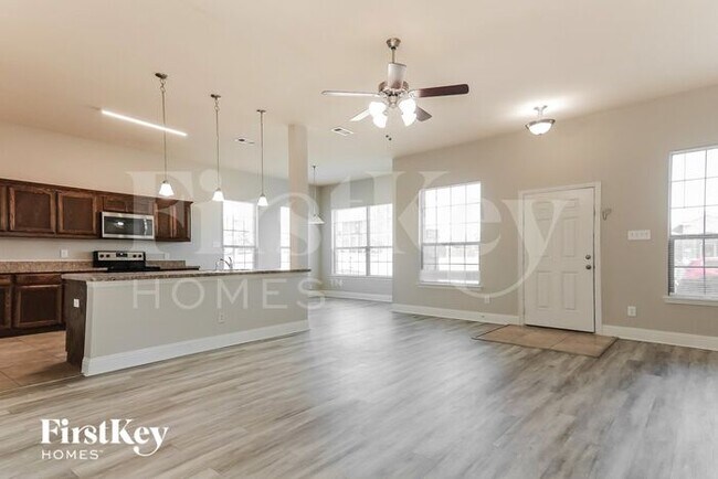 Photo - 15642 Gatsby Ln