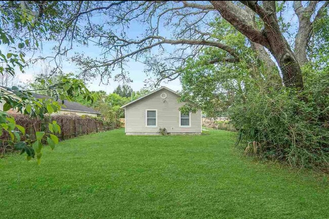 Photo - 141 Palmer St