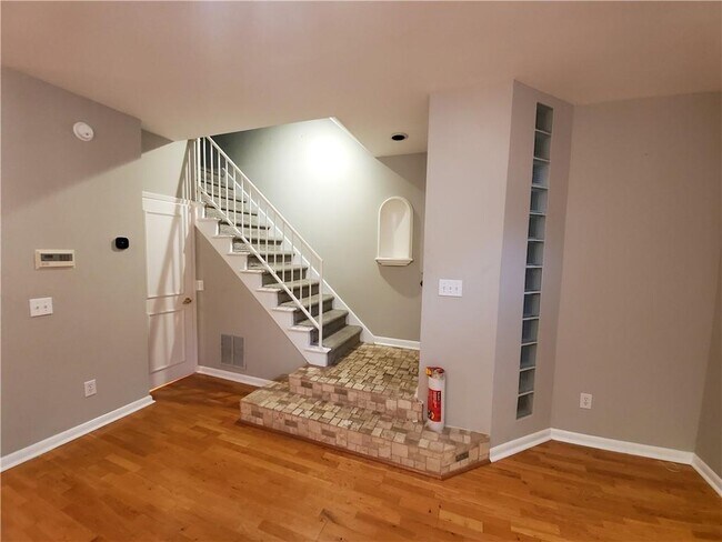 Photo - 792 Piedmont Ave NE