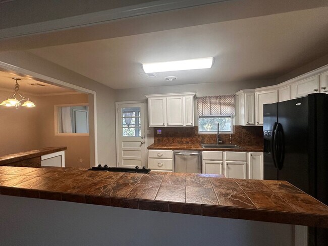 Photo - 2113 Hagan Dr