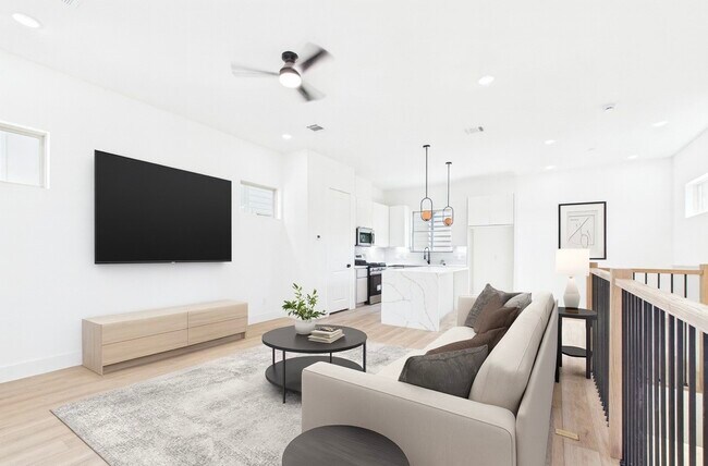 Building Photo - 5318 Terry St