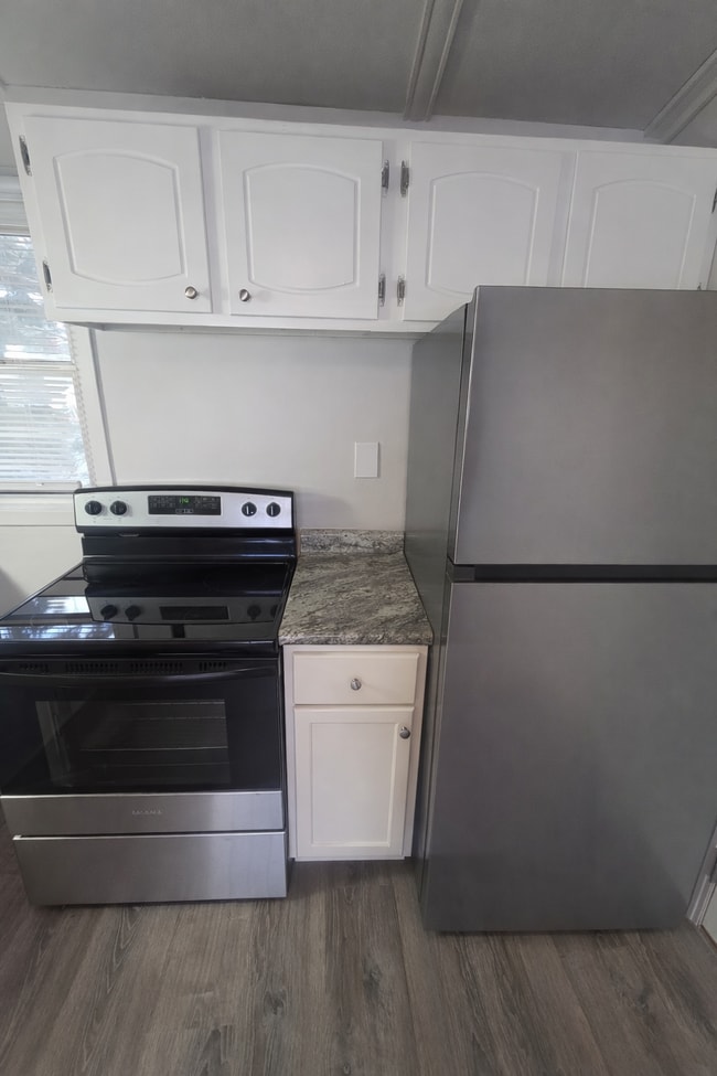 Photo - 6003 Burns St Unit 4