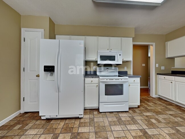 Photo - 6937 Cherry Grove Rd