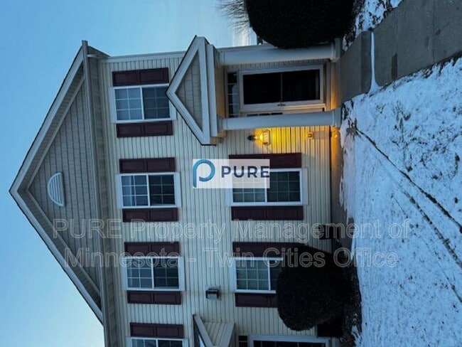 Photo - 1033 Traditions Ct Townhome