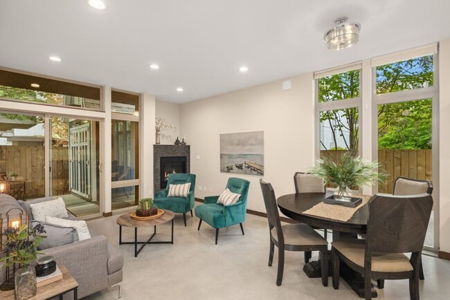 Photo - 3bd/3ba Seattle Townhome