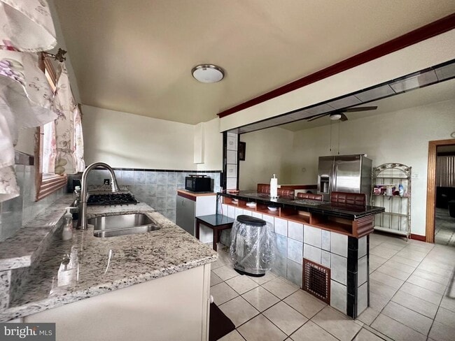 Photo - 134 E Eleanor St