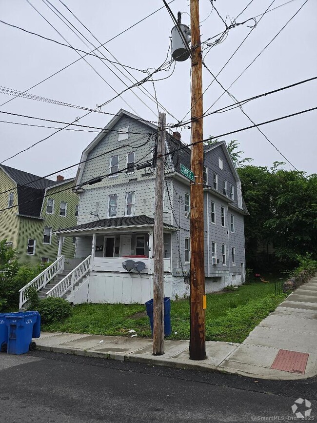 Building Photo - 23 Stiles St Unit 3rd Rental