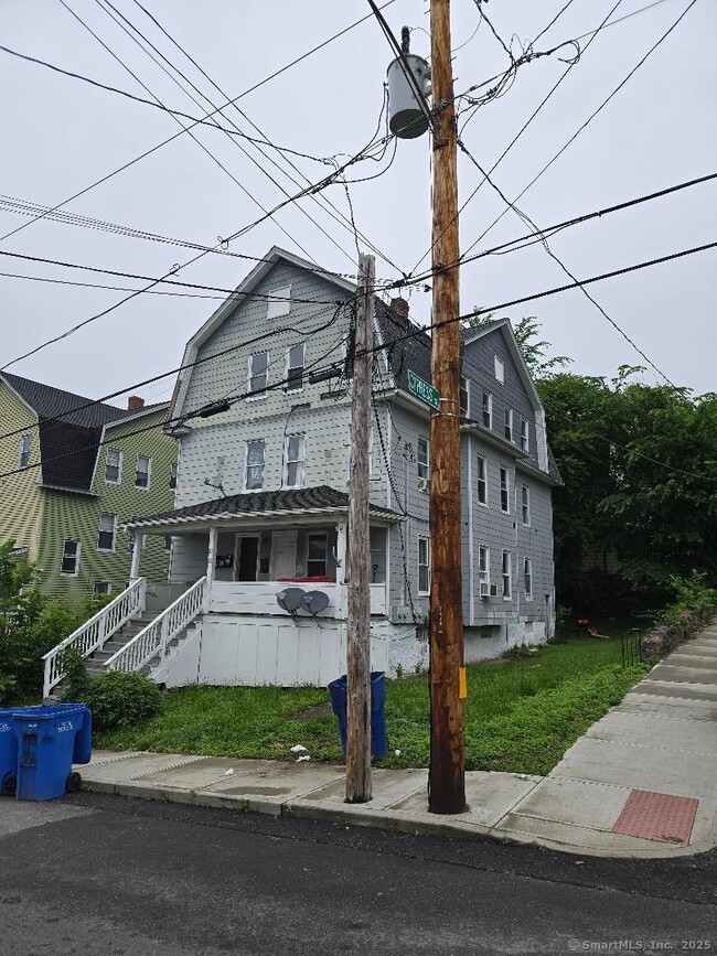 Photo - 23 Stiles St Apartment Unit 3rd