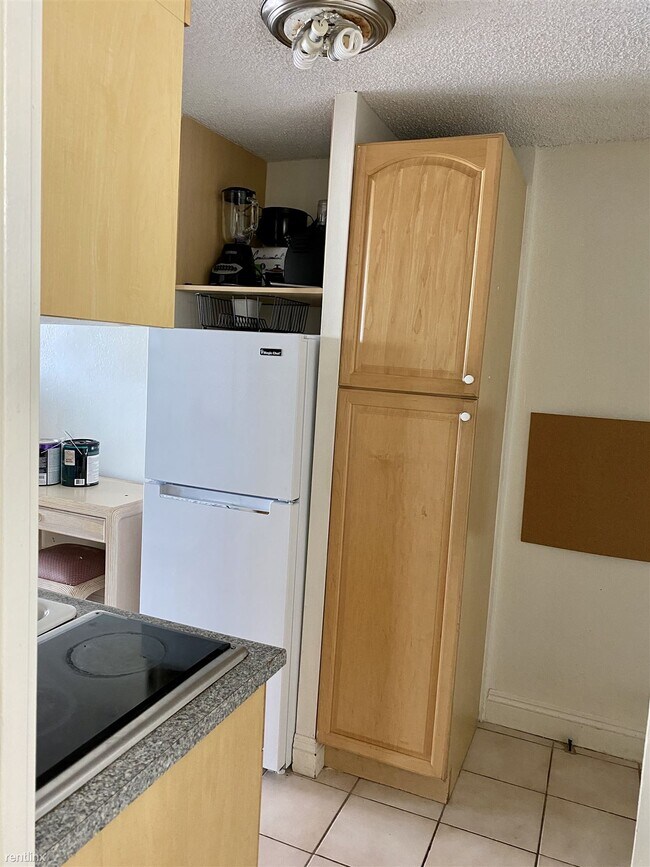 Photo - Studio, 1 bath Condo - 445 Seaside Avenue ...