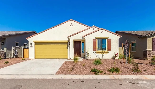 Building Photo - 15128 W Hadley St