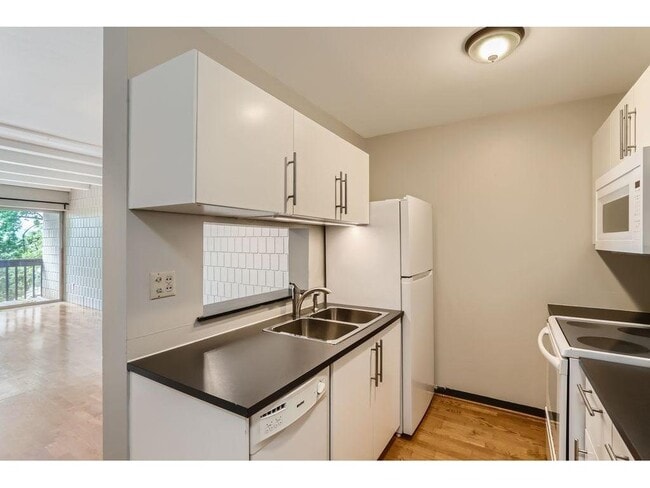 Photo - 380 Ramsey St Unidad 6B