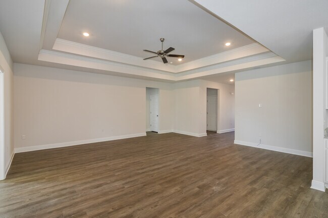 Photo - 424 Eagle Lake Wy