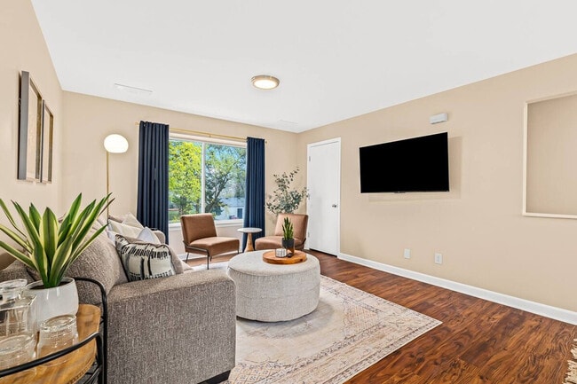 Photo - 18435 Sharon Ln Unidad ID1032346P