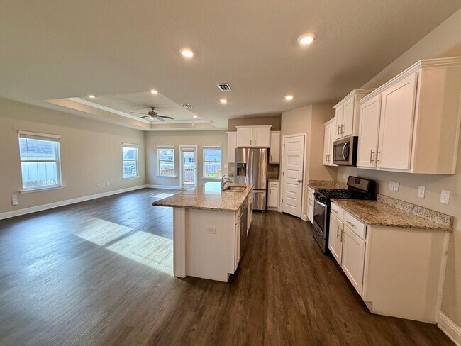 Photo - 31247 Palladian Wy