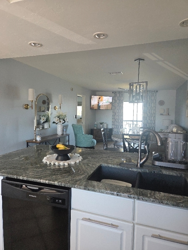 Photo - 25275 Rampart Blvd Unidad 1705