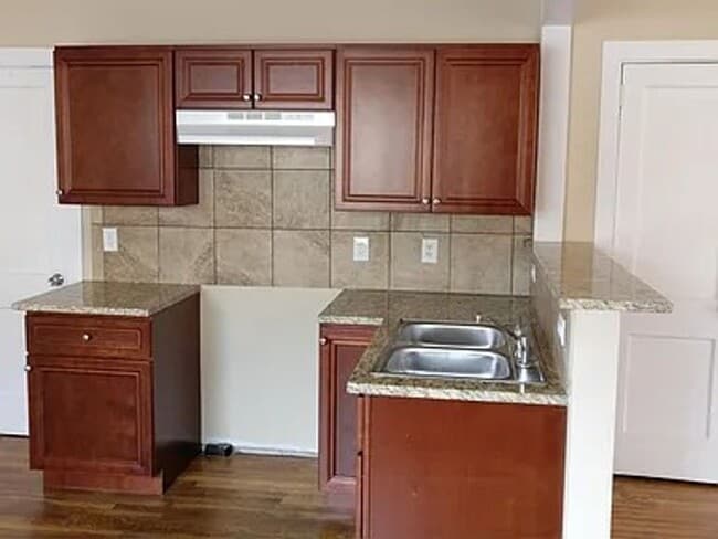 Building Photo - 805 Eva St Unit B Rental