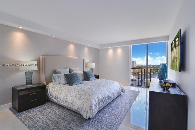 Photo - 19355 Turnberry Way Unit furnished #12B