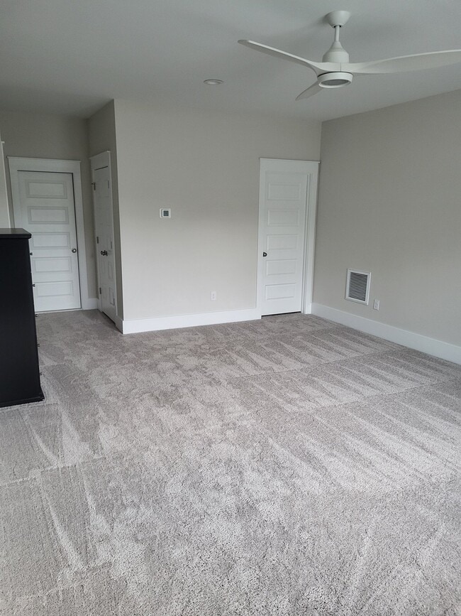 Photo - 386 Bumble Cir