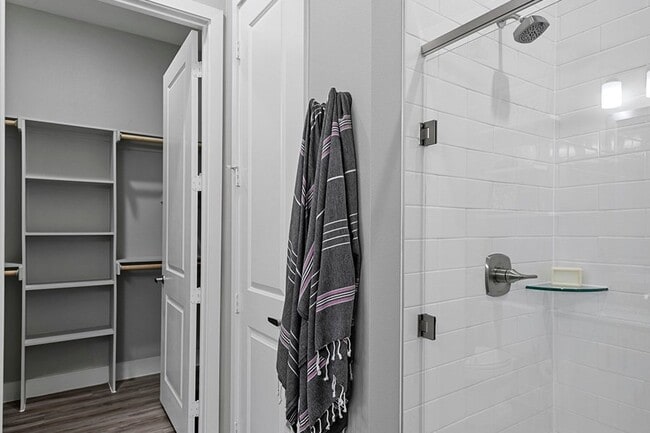 Photo - 8200 Glenn Day Dr Unit 3201