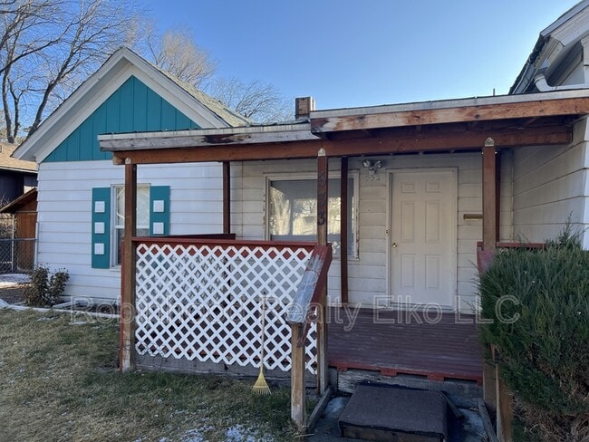 Photo - 533 8th St