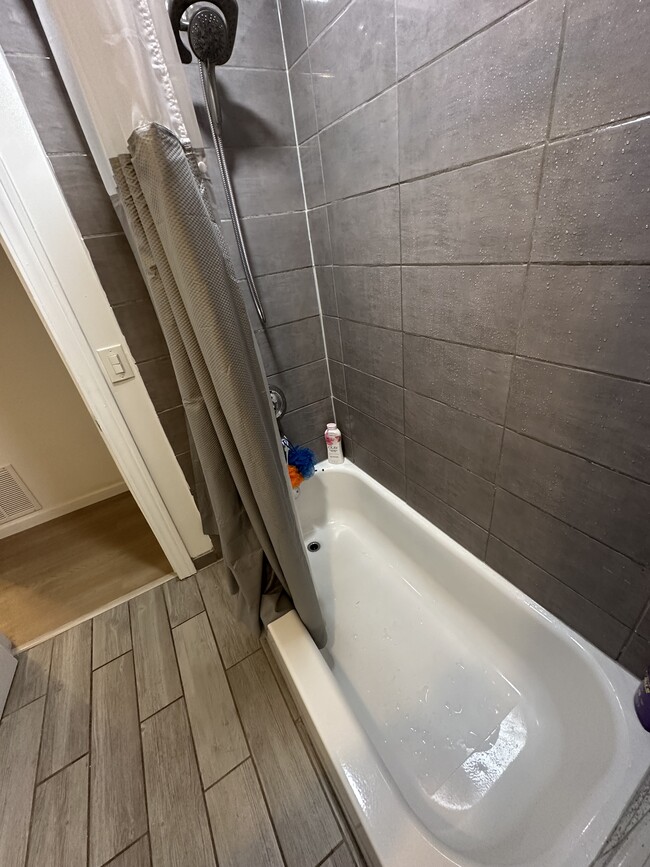 Photo - 12 Imperial Dr