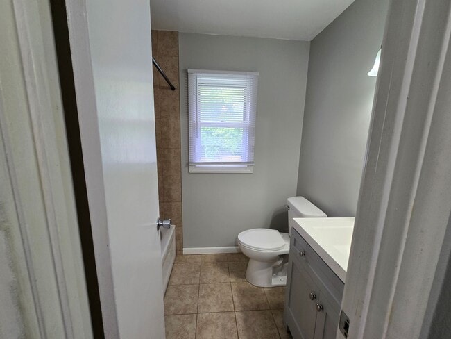 Photo - YOU913 Unit 919