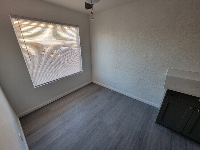 "Discover Comfort and Convenience: Spacious 2-Bed, 2-Bath Apartment in Las Vegas!"