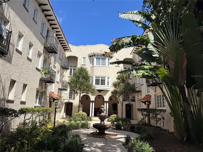 Building Photo - 2117 W Dekle Ave Unit B3 Rental
