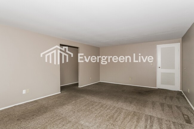 Photo - 5862 Brandt Pike