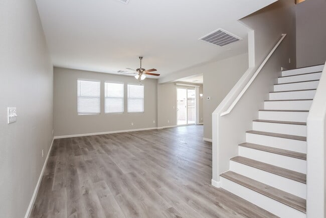 Photo - 8644 Painted Horseshoe St