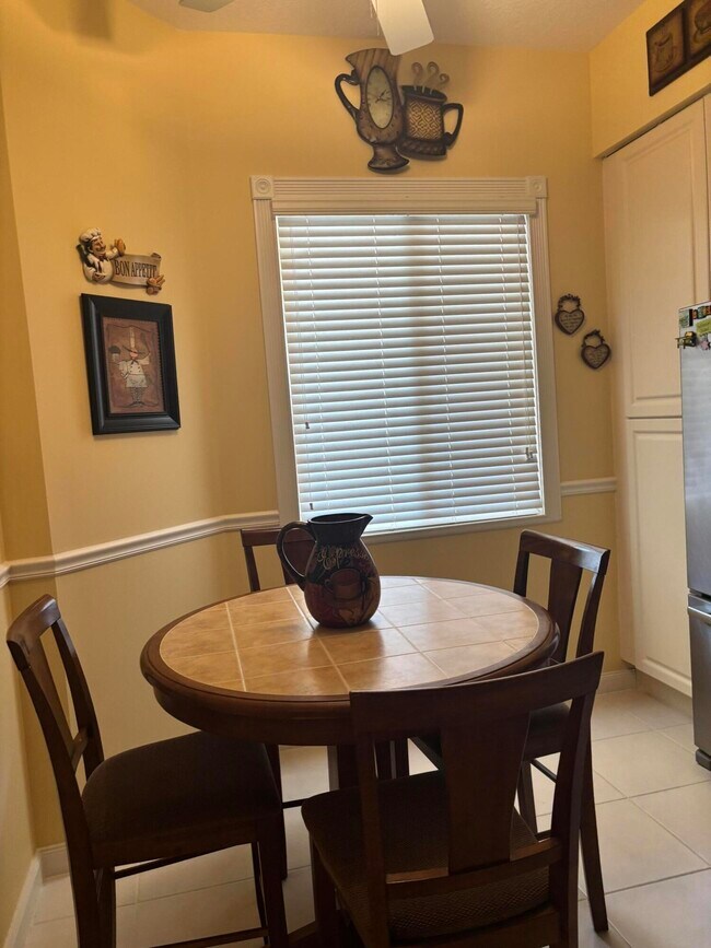 Photo - 16 Harbour Isle Dr W Unidad 104