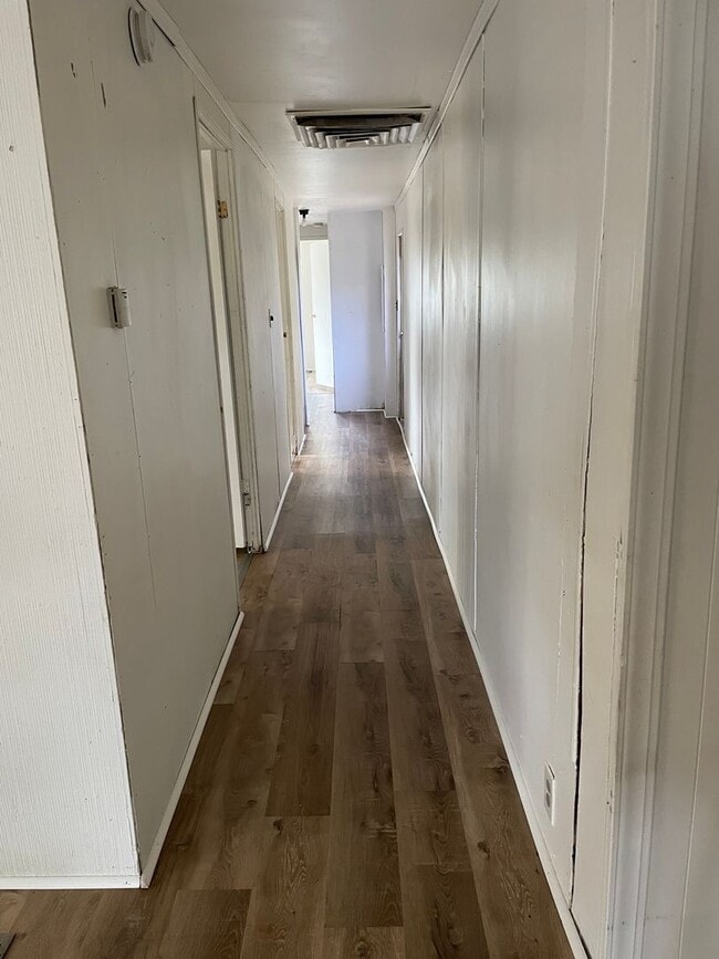 Photo - 490 Wilson Dr