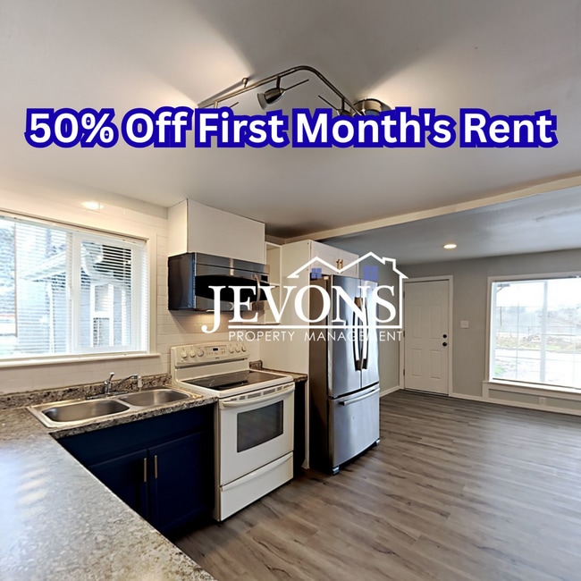 Building Photo - 3303 S Ainsworth Ave Unit A