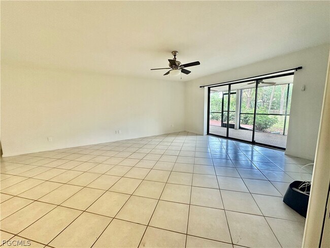 Photo - 209 Pinebrook Dr