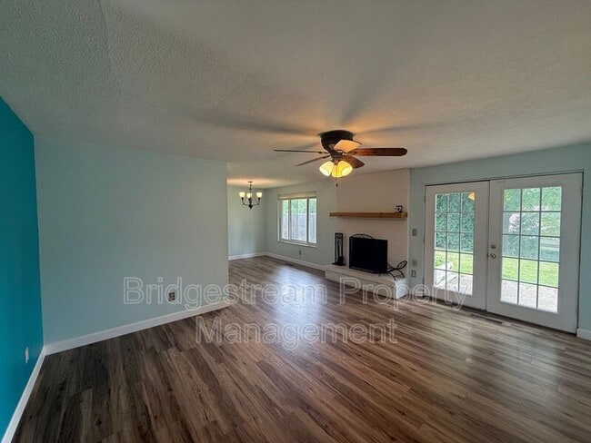 Photo - 7611 Blossomview Ct