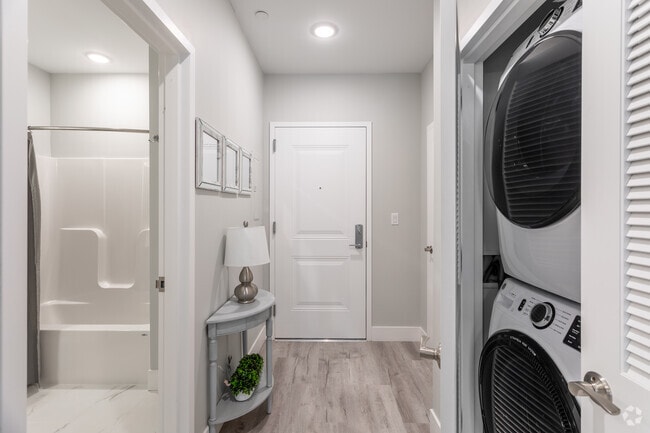 Full Size Washer/Dryer in Every Unit