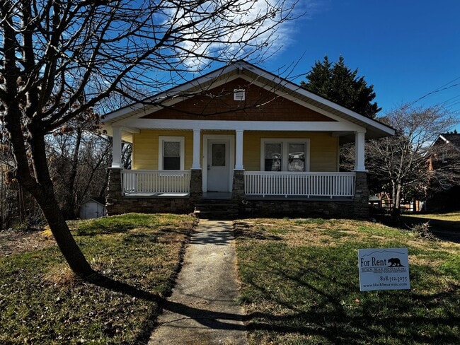 Building Photo - East AVL - Renovated Oakley Bungalow