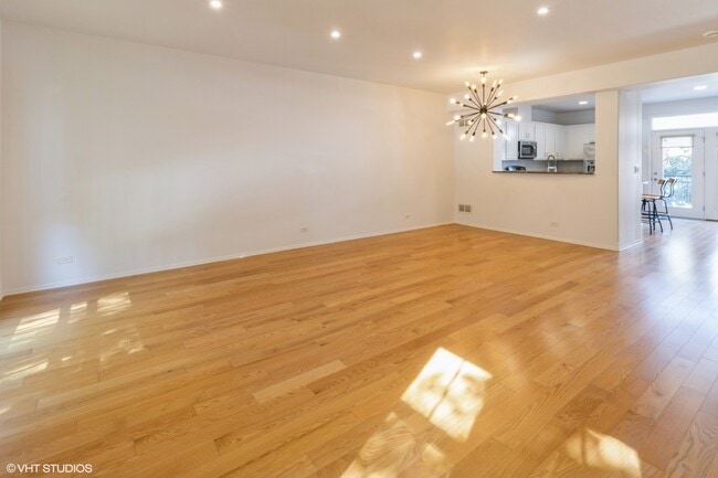 Photo - 2224 S Crambourne Way