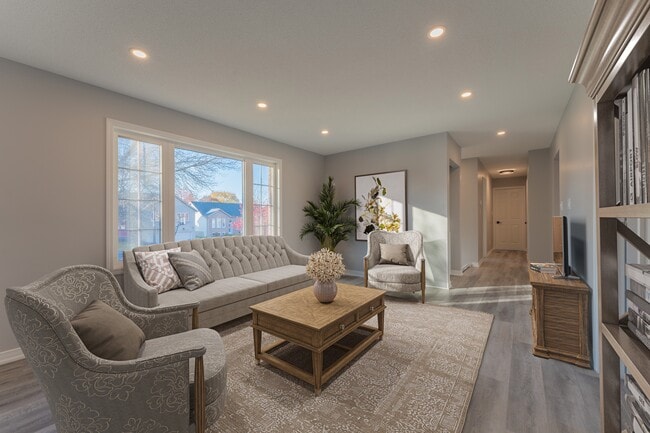 Photo - 79 Barker Dr Unit 1