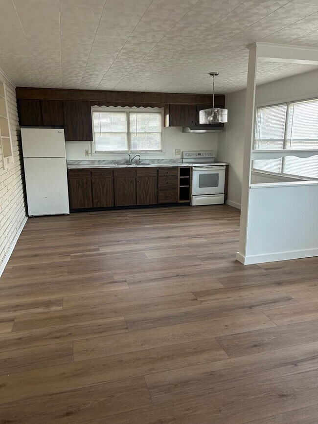 Photo - 12635 Williamsport Pike Unit H2