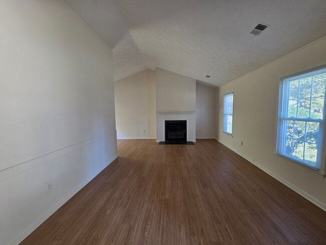 Photo - Move In Ready 3 Bedroom Ranch!