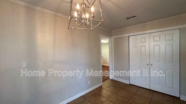 Photo - 1215 Wellington St