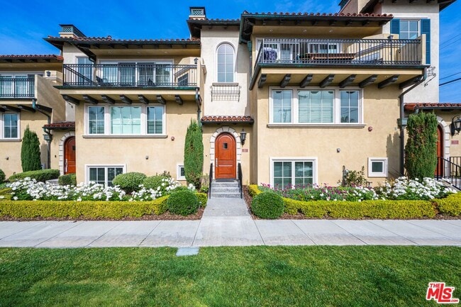 Building Photo - 201c Avenue A Unit C