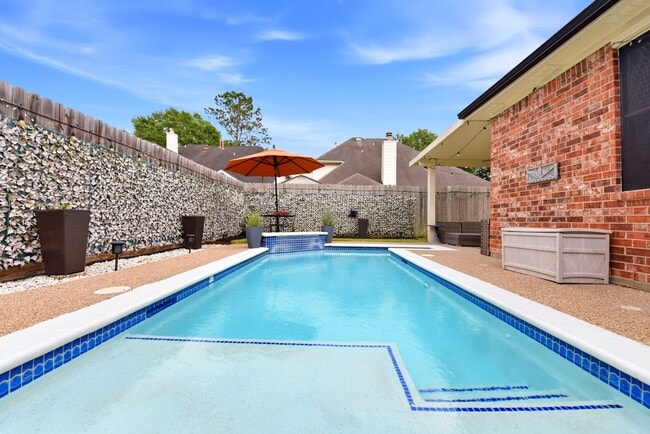 Photo - 2105 Mossy Trail Dr
