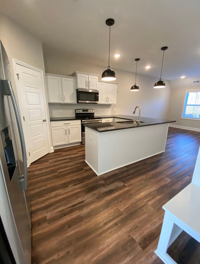 Photo - 1040 Glenkirk Dr Townhome