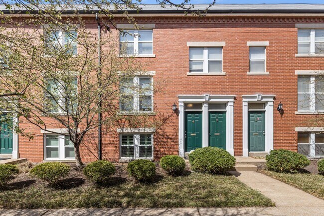 Photo - Charming Central West End 1-Bedroom Near Forest Park & WashU!