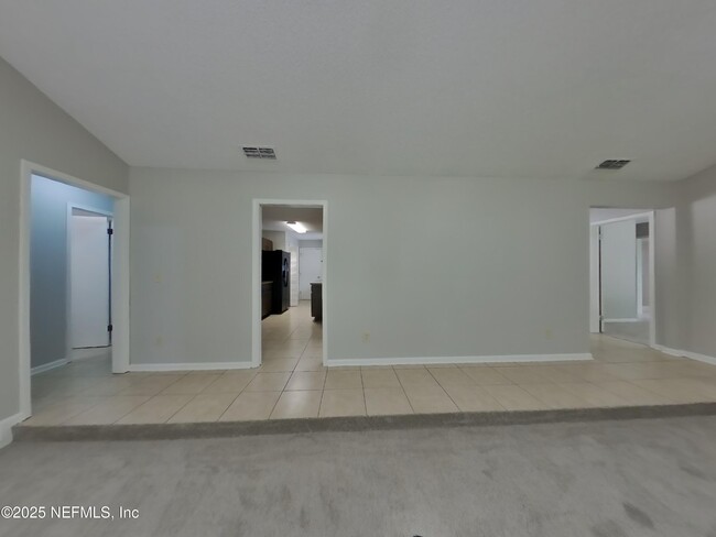 Photo - 8146 Niska Trail