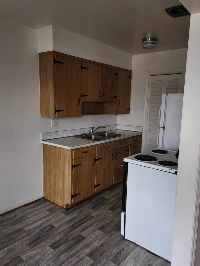 2730 Forest Hill Ave NW Apartments Roanoke, VA